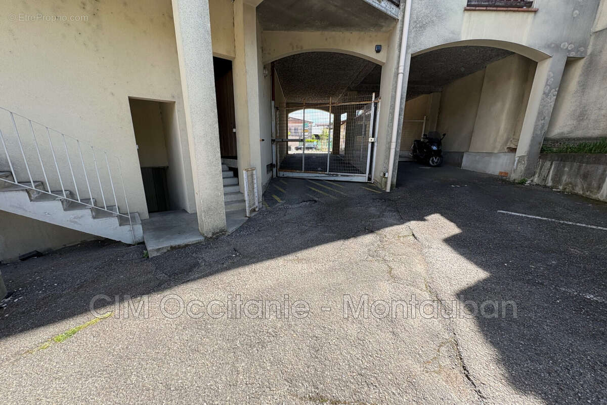 Parking à Montauban  - photo 9
