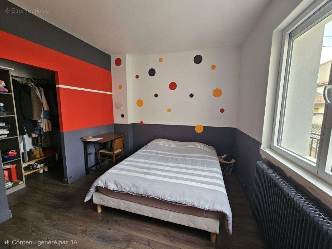 LE CENDRE – Maison familiale rénovée avec 5 chambres, garage de 98 m² et jardin intime - photo 13