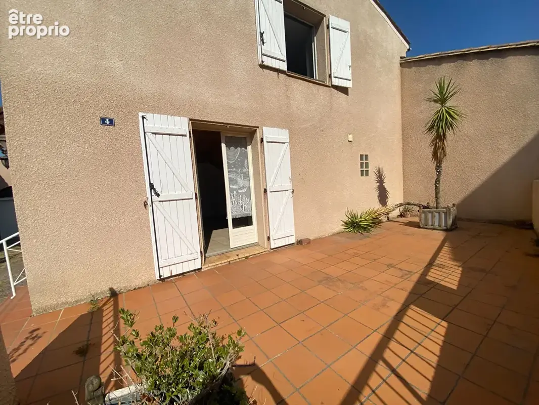 Maison de village avec terrasse et garage - photo 3