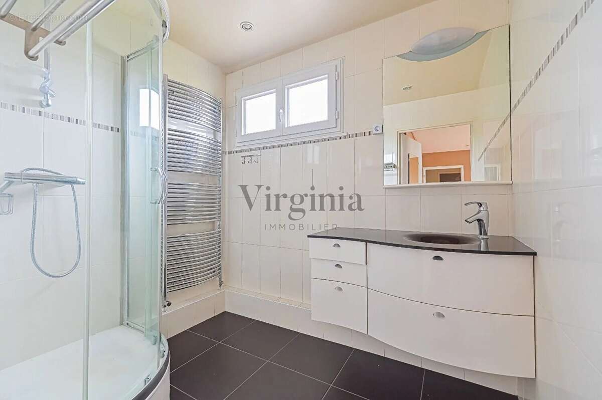 Appartement à MAISONS-ALFORT