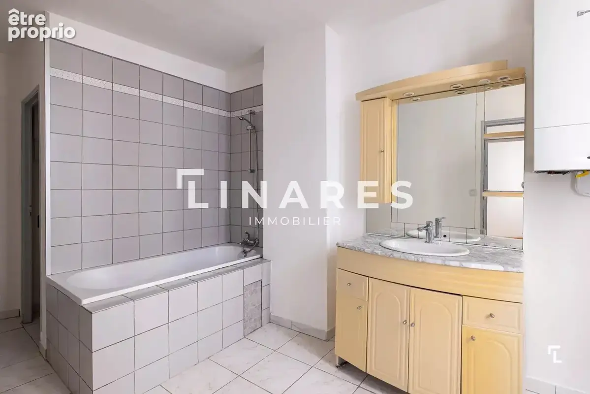 PRELUDE  - Appartement T2/3 de 66 m2 - 13006 - PREFECTURE - photo 12