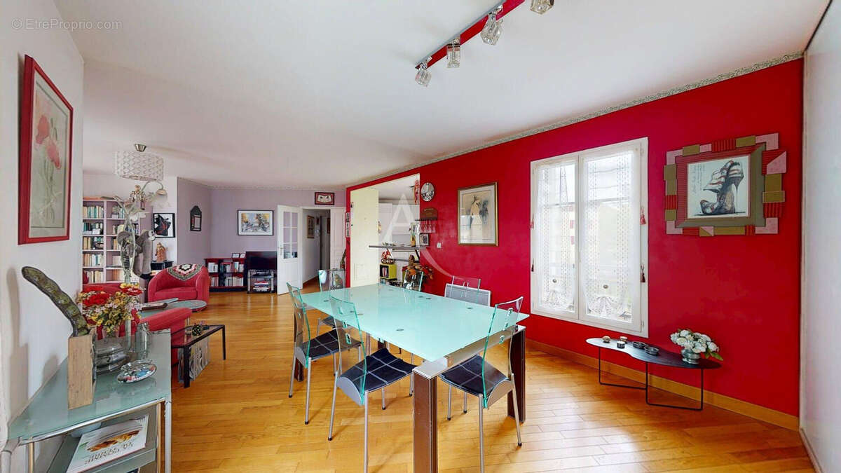Appartement à LE PLESSIS-ROBINSON