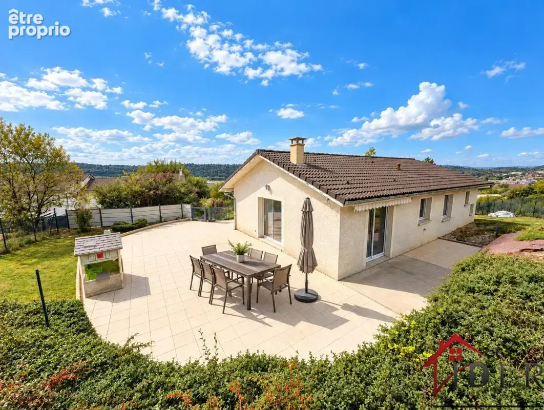 Photo Maison à Arbent au prix de 225 000€