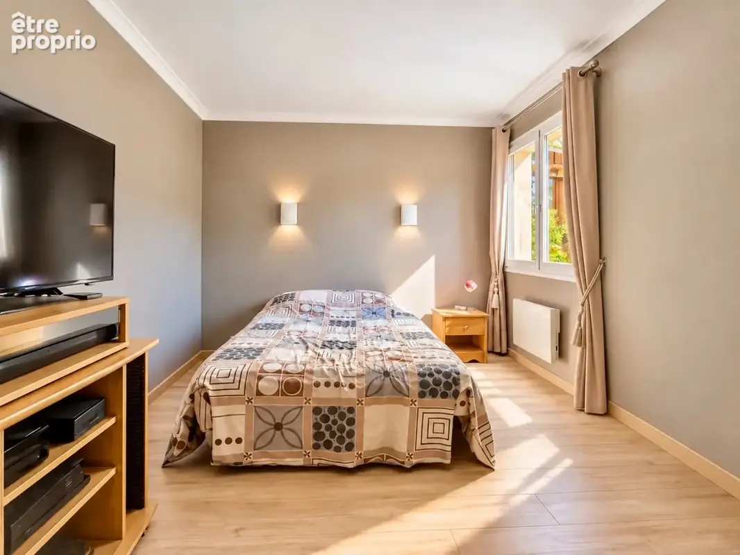 Contamine-sur-Arve (74) – Maison familiale de 159 m² avec jardin de 1 100 m² - photo 13
