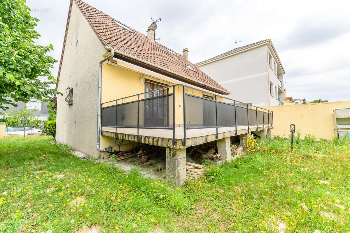 Maison à LE BLANC-MESNIL