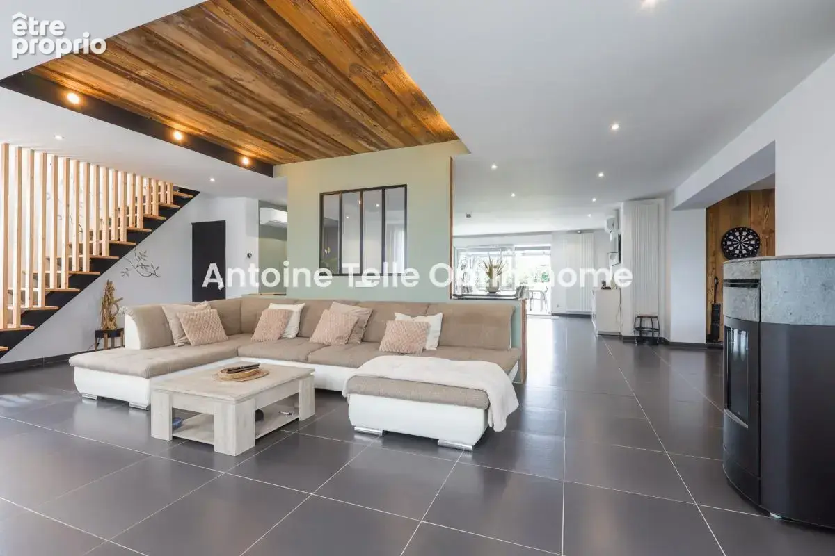 Catillon sur Sambre 59360 - Maison individuelle de 4 chambres avec garage & jardin sur 2000m² - photo 4