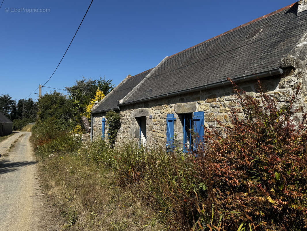 CAMARET-SUR-MER   Authentique Penty en pierre avec terrain de 1 860 m2 - photo 2