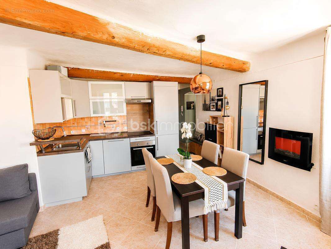 Appartement à OLLIOULES