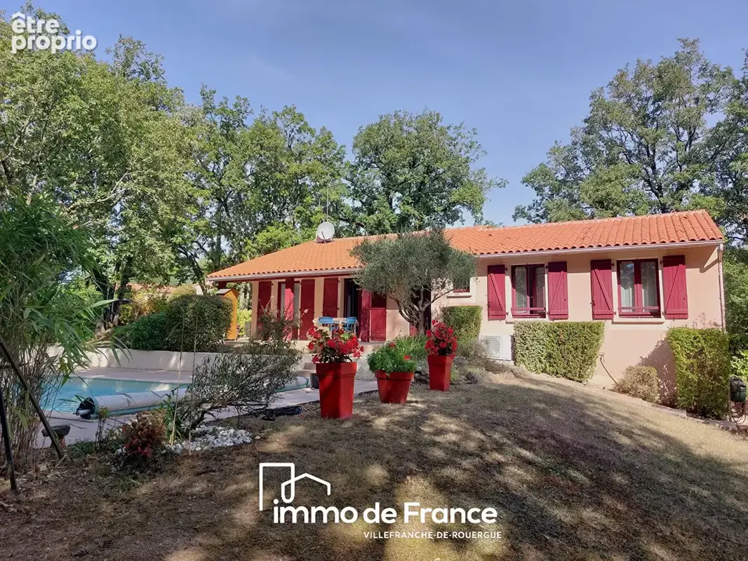 Maison de plain-pied avec piscine sur un terrain de 2 478 m² - photo 14