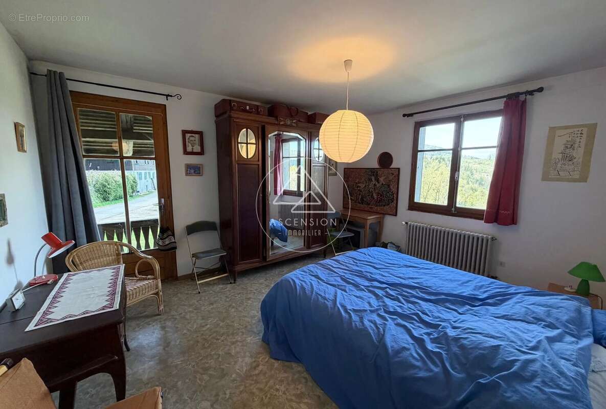 Maison à LA VERNAZ
