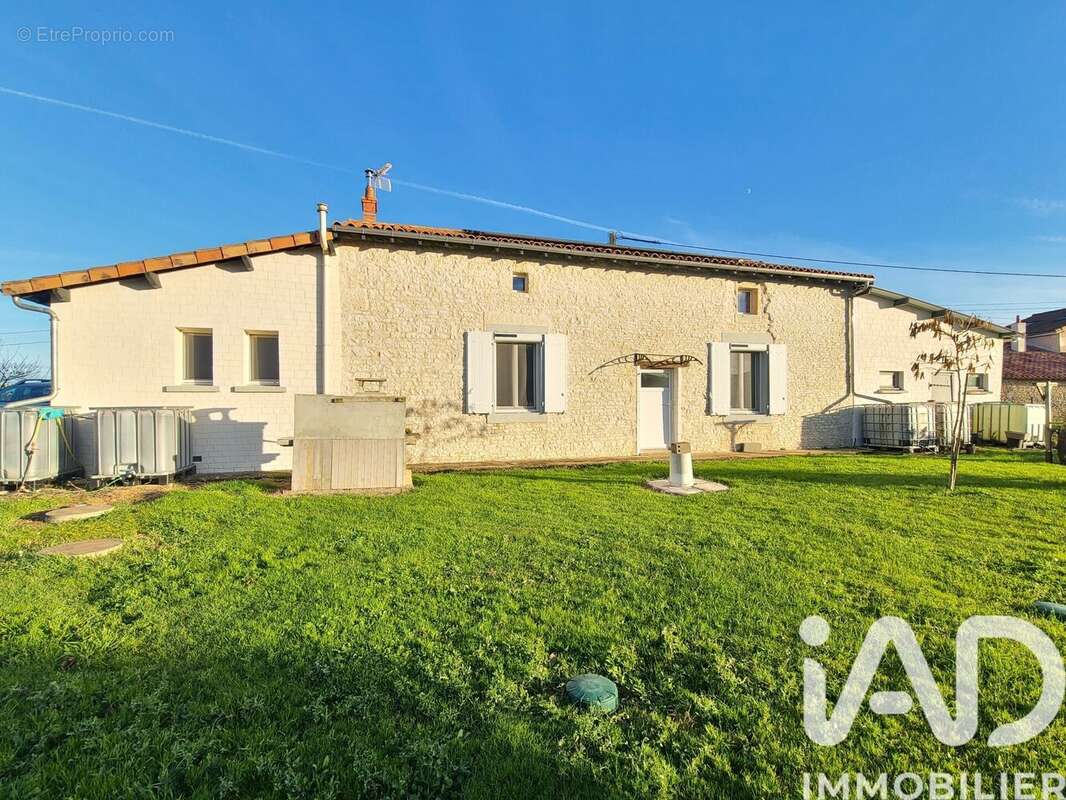 Photo 2 - Maison à CHAUNAY