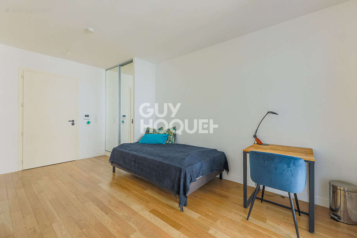 Appartement à ISSY-LES-MOULINEAUX