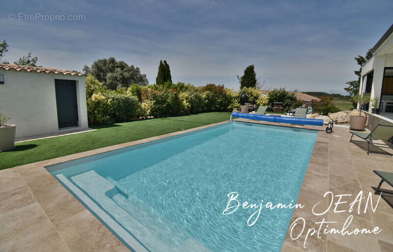 Maison à NISSAN-LEZ-ENSERUNE