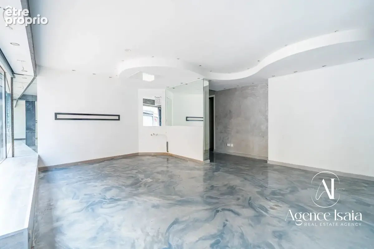 Commerce 80 m² à vendre à Le Lavandou (83980) - photo 3