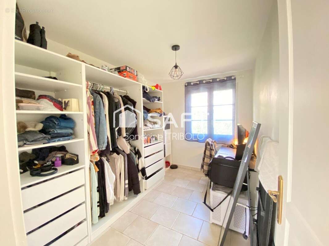 Photo 7 - Appartement à PEYROLLES-EN-PROVENCE