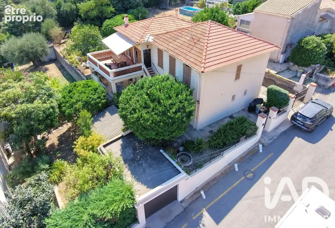 Photo 1 - Maison à SAINT-LAURENT-DU-VAR