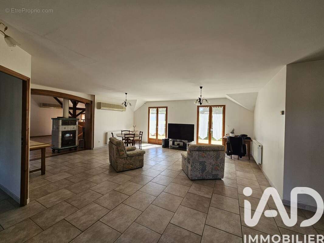 Maison 179 m² à Valigny  - photo 5