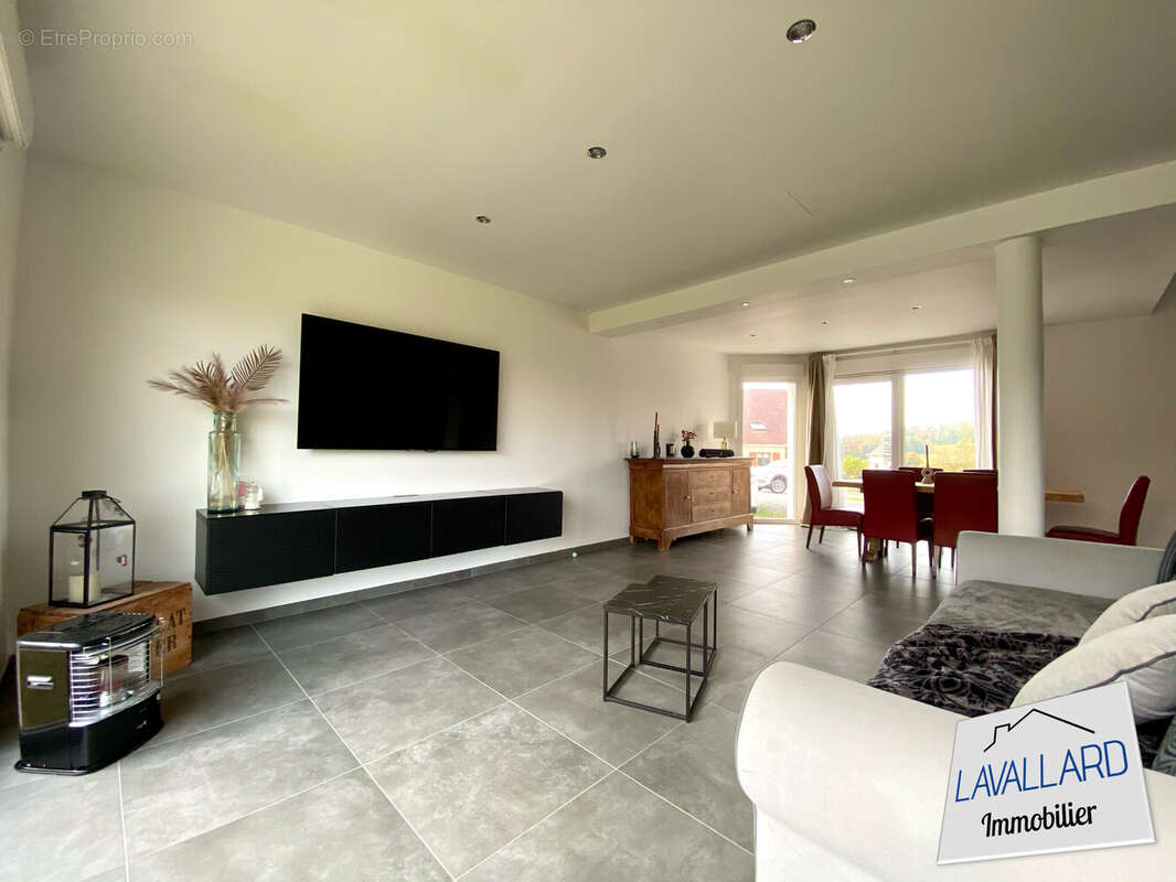 Maison à FLIXECOURT