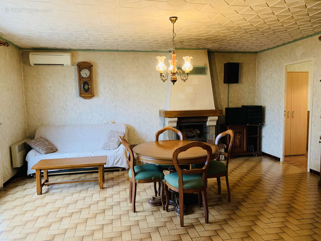 Maison à SAINT-VALERIEN