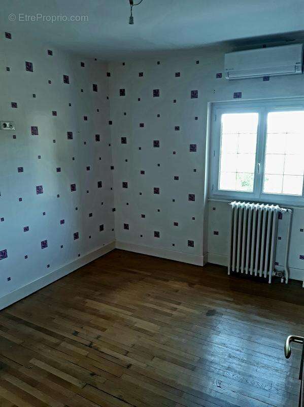 Maison à PUY-GUILLAUME