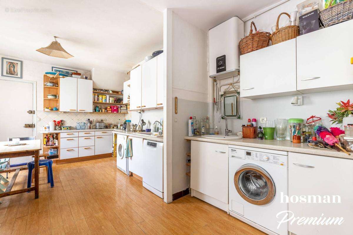 Appartement à PARIS-9E