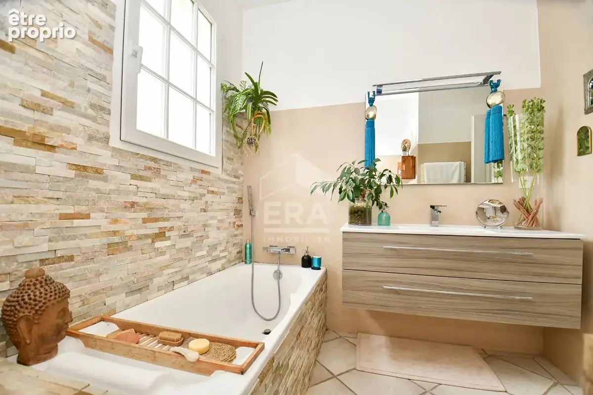 Villa de standing avec piscine - plain-pied - garage et studio - photo 11
