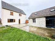 Maison à AUNAY-SOUS-AUNEAU