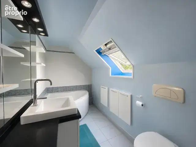 MARCOUSSIS - MAISON FAMILIALE de 6 Pièces - 130 M2 Habitables - Jardin verdoyant 660 M2 - Proche écoles - photo 14
