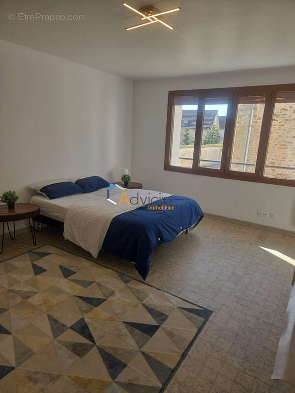 Maison à COULOMMIERS