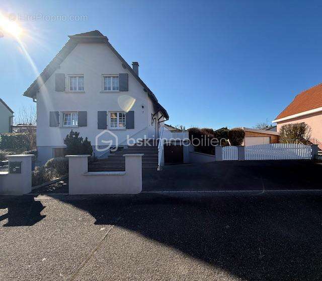 COUP DE CŒUR À KEMBS – Maison familiale avec grande terrasse - photo 24