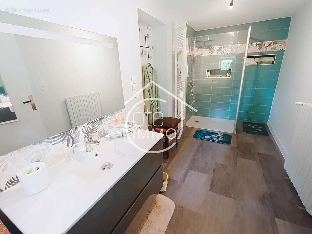 PRIGONRIEUX : Charmante propriété de 348m²  avec piscine - photo 6