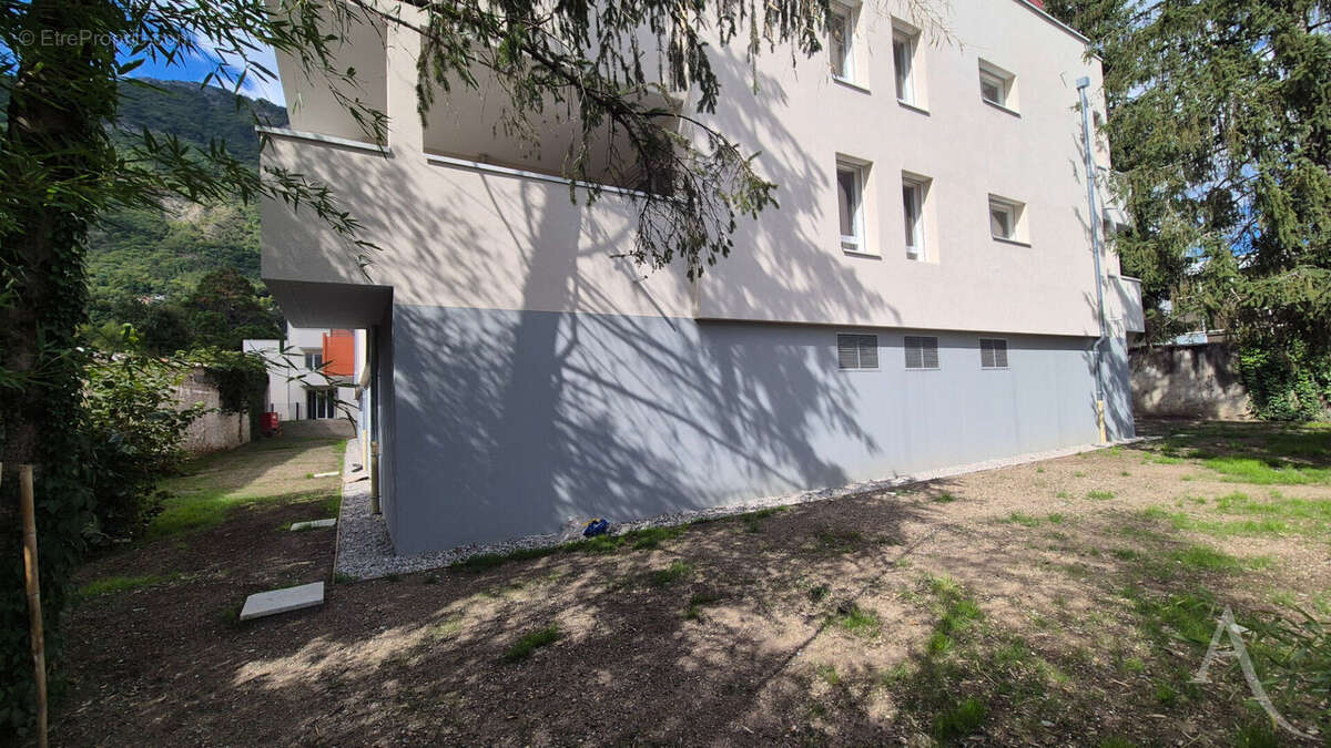 Appartement à LA TRONCHE