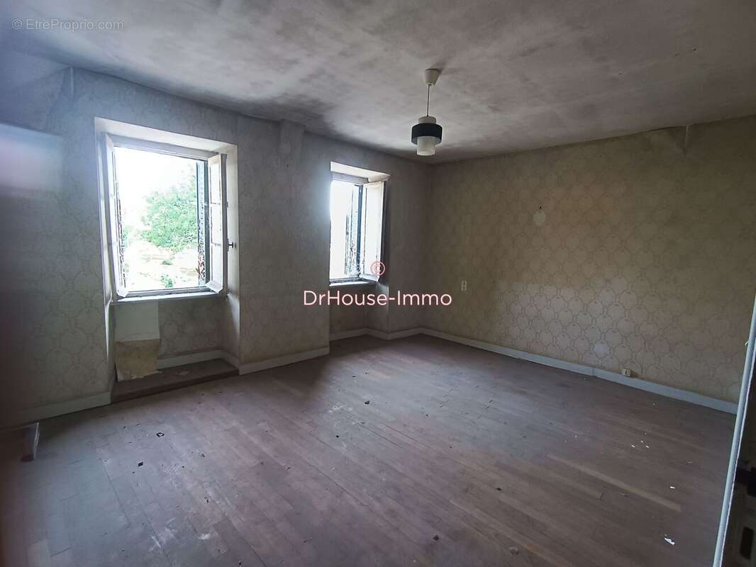 Maison 6 pièces 134 m² à vendre à La Trinite-Porhoet (56490) - photo 15