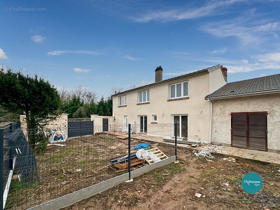 Maison à SAINT-VRAIN