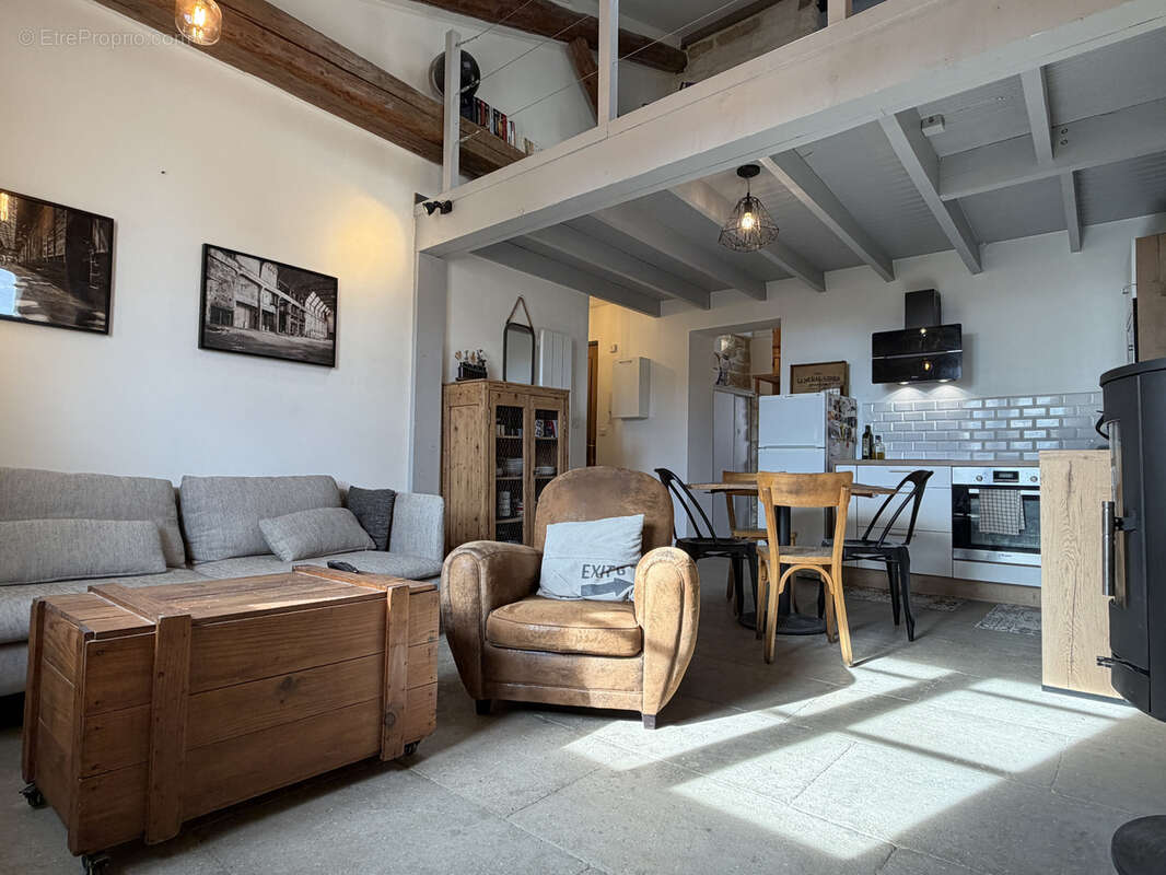 Appartement à PIGNAN