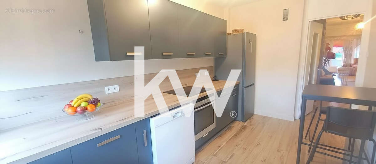 Appartement 77 m² à Saint-Etienne  - photo 3