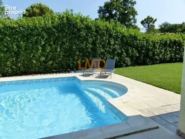 Villa de plain-pied au calme absolu avec piscine et double g - photo 3