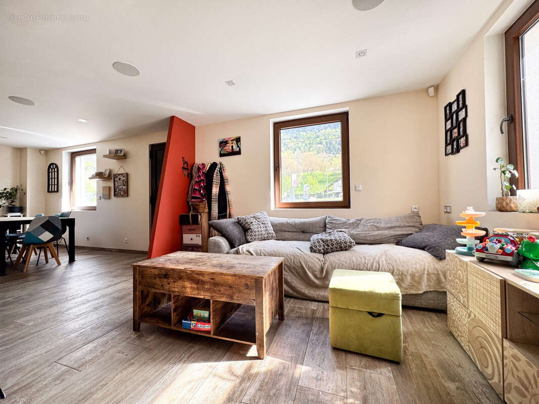 Maison à SAINT-JEOIRE