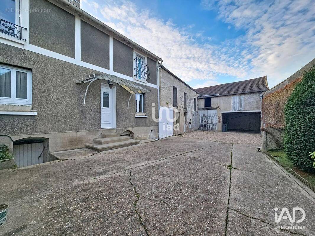 Photo 1 - Maison à MEZIERES-SUR-SEINE