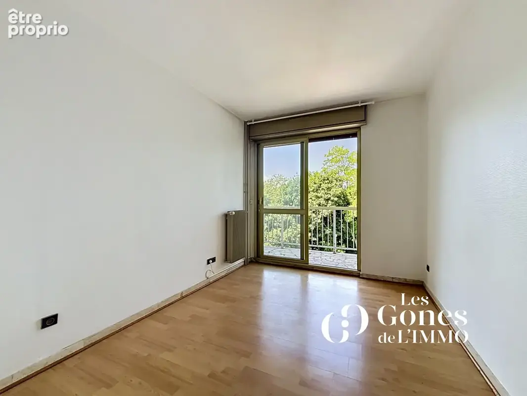ÉCULY   T3 de 83 m2 avec 2 balcons dans une résidence avec parc et tennis - photo 7