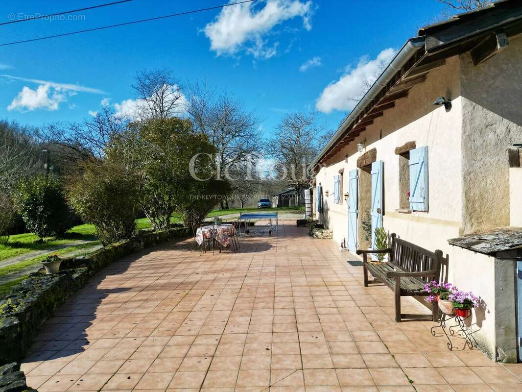 Maison à EYMET