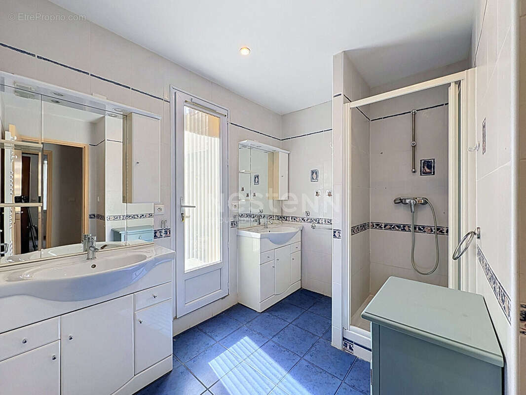 Le grau du roi - appartement p3 avec 2 terrasses - secteur rive gauche - photo 7