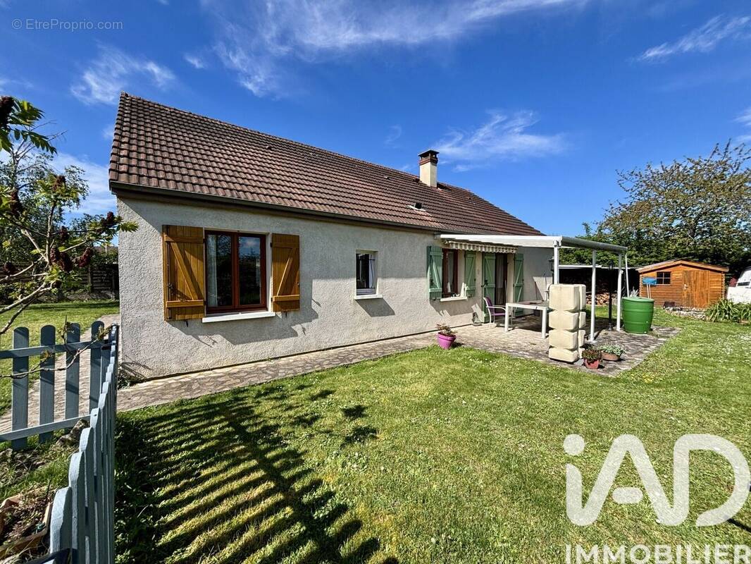 Photo 1 - Maison à ORMES