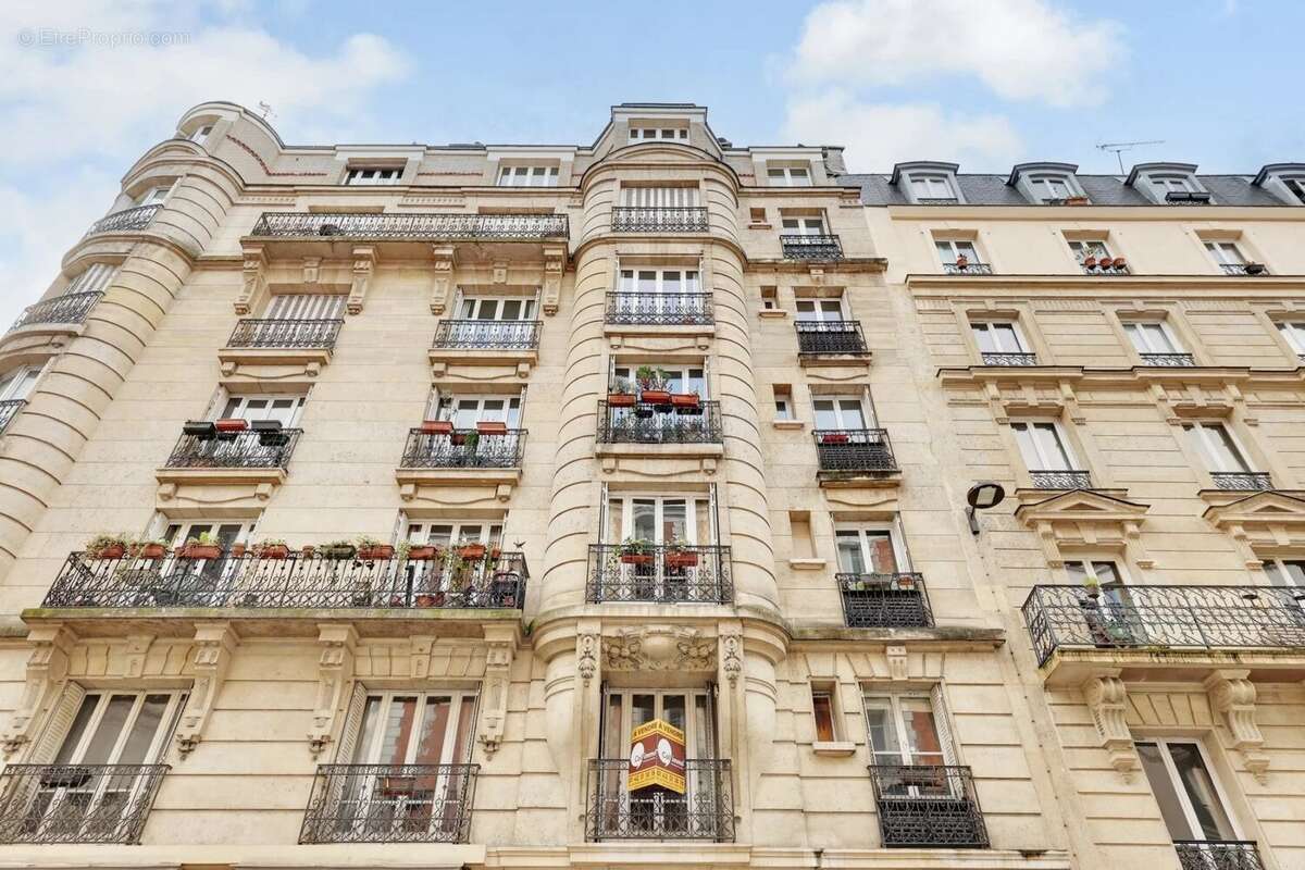 Appartement à PARIS-18E