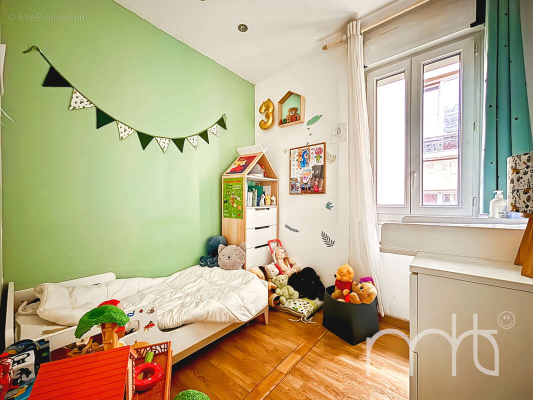 Maison à ASNIERES-SUR-SEINE