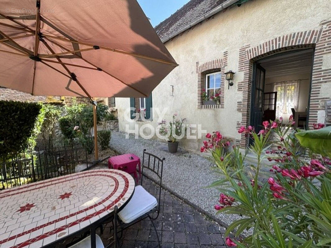 Maison à BARBONNE-FAYEL