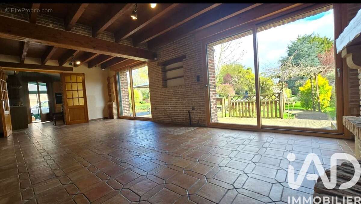 Photo 5 - Maison à LESTREM