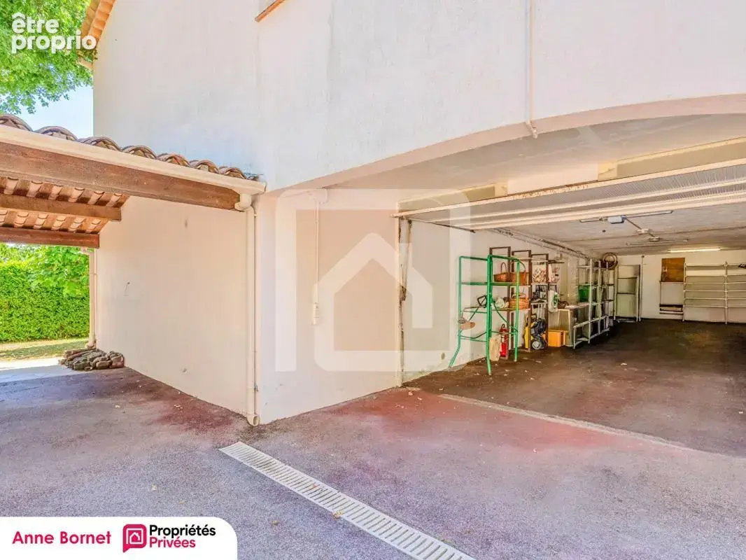 Propriété 7 pièces 301 m2 avec parc paysager et piscine - LE ROURET - photo 17