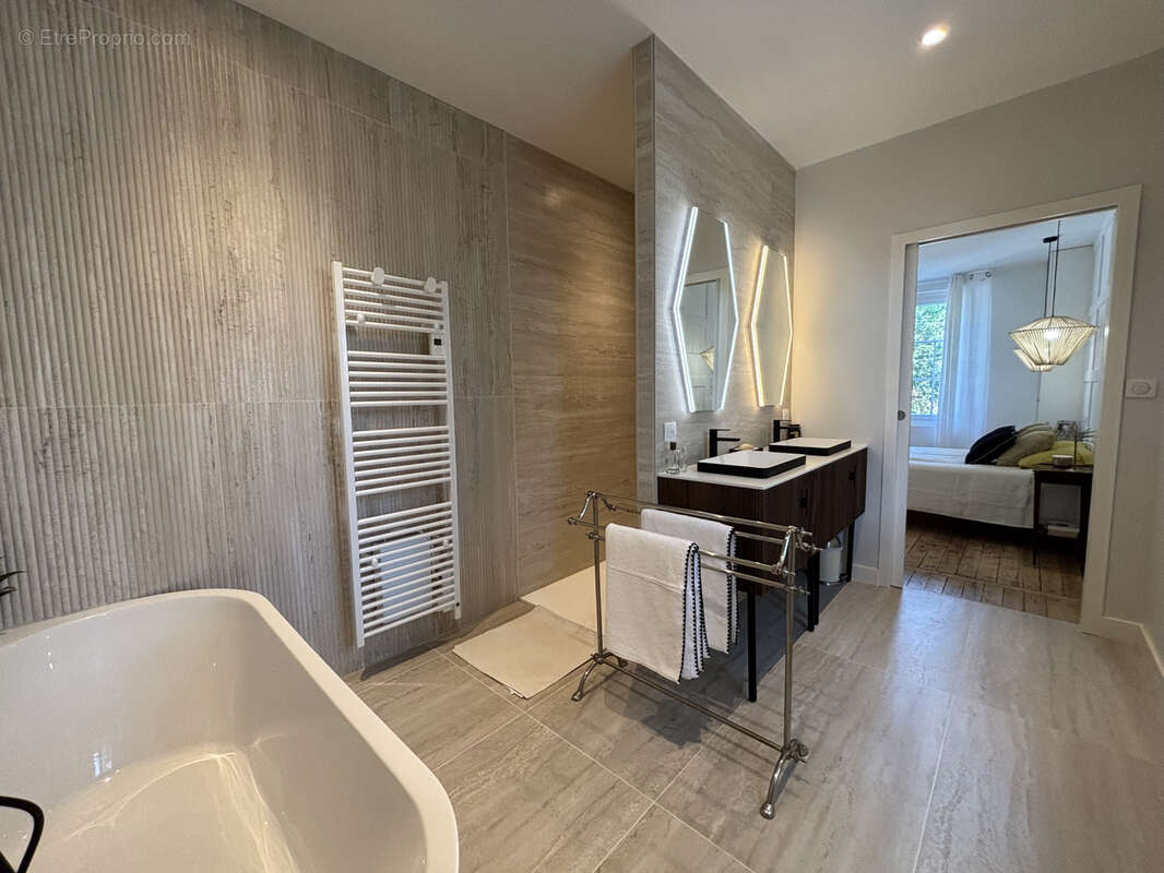 Maison à SAINT-GEORGES-DE-DIDONNE