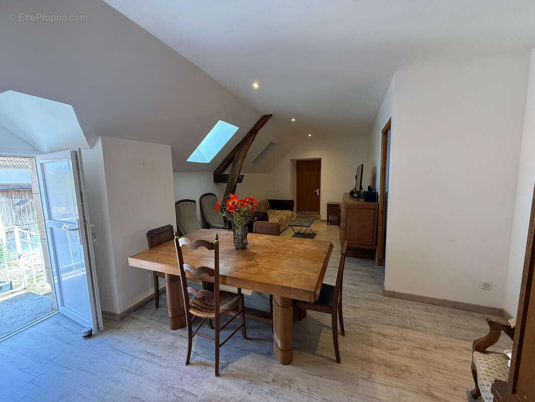 Maison à OUROUER-LES-BOURDELINS